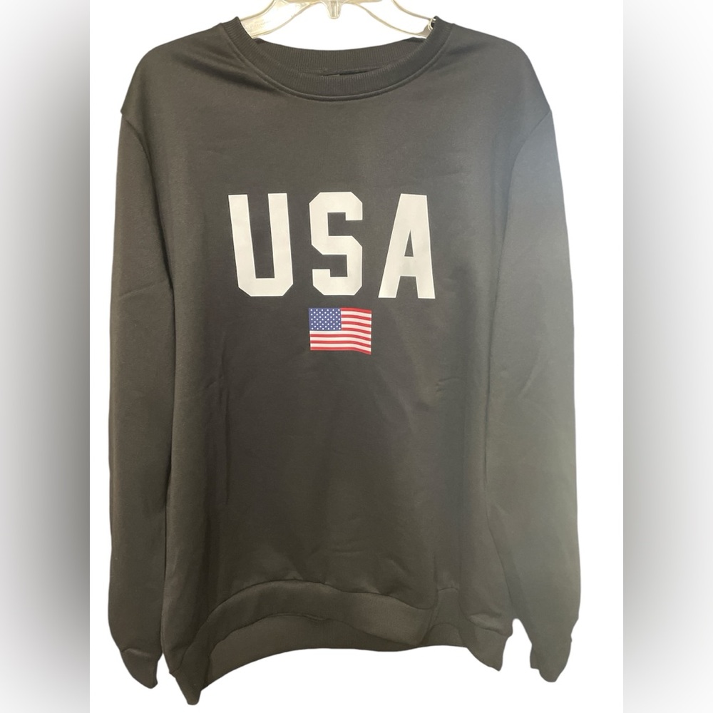 USA crewneck. Brand new. XXL not relaxed so fits similar to XL
